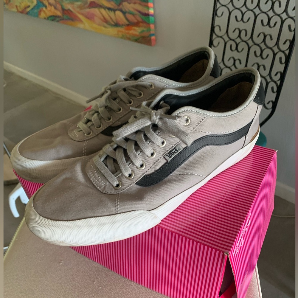 Men’s Vans 12 Pro